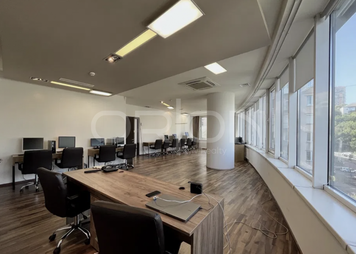 Оренда офісу 170 м² в БЦ Carnegie Center | вул. Антоновича